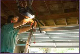 Community Garage Door Service Sussex, WI 262-289-3044 - 6-content-door-repair